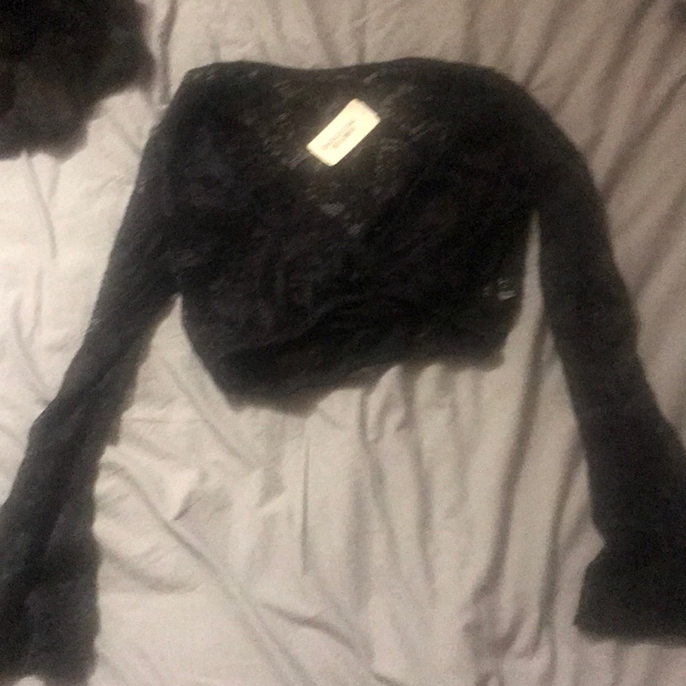 Forever 21 crop top lace
